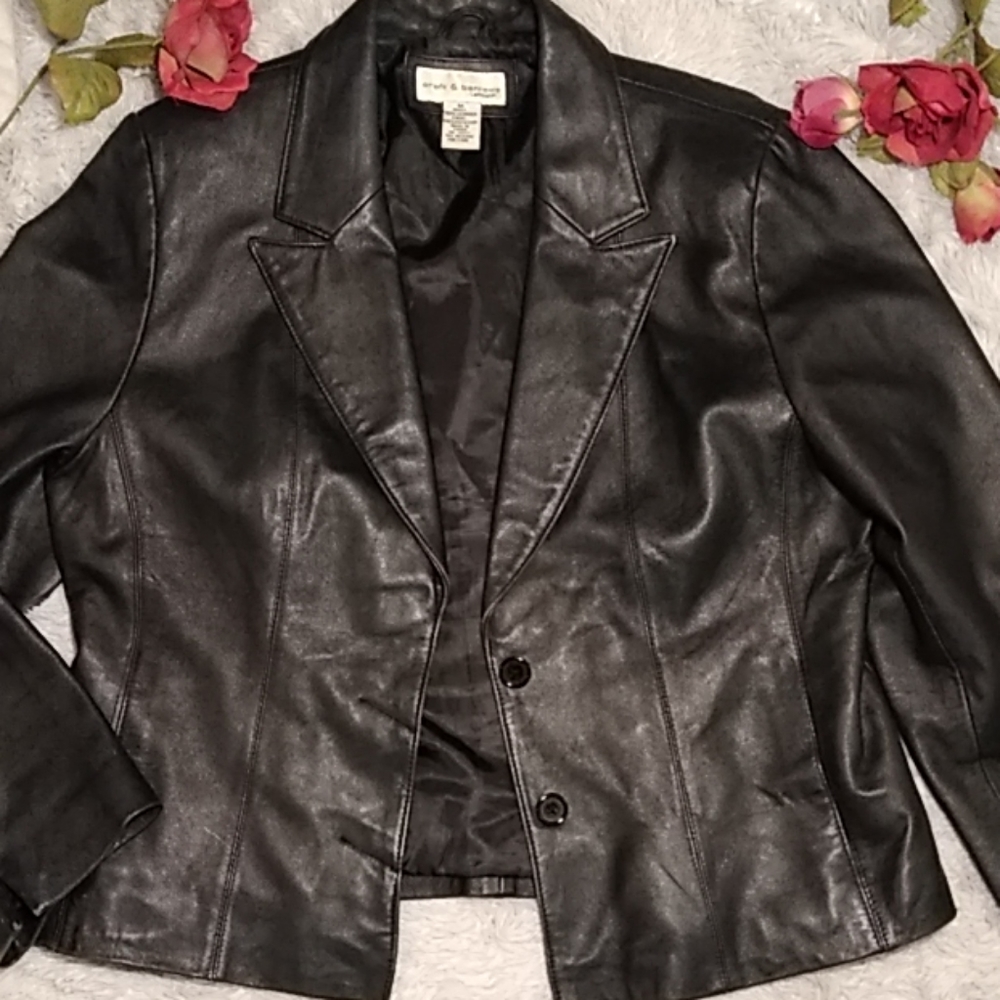 🌺 CROFT & BARROW  leather jacket